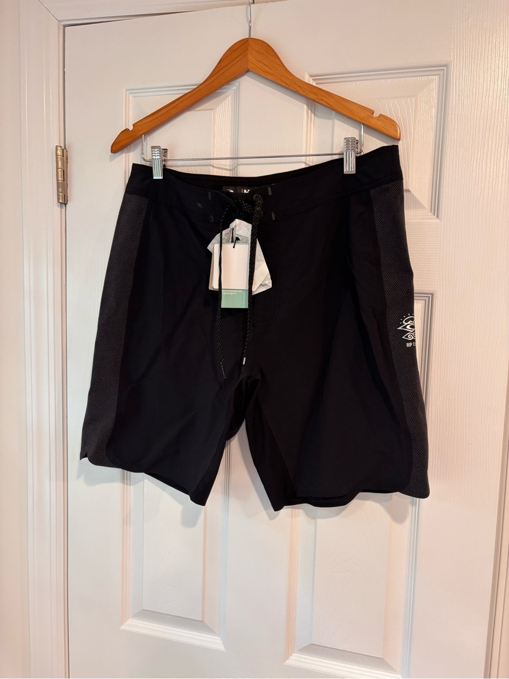 Puma Rip Curl Mirage boardshorts in black size 33 NWT